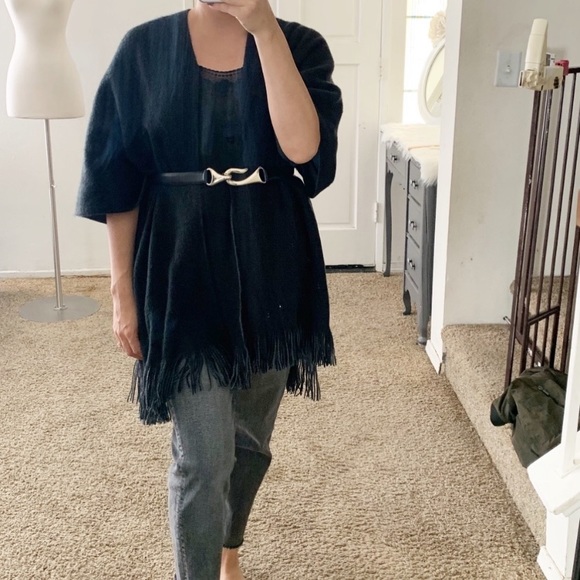 Black and grey fringe kimono - Picture 6 of 7